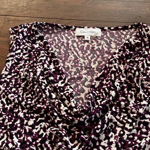 Calvin Klein sleeveless blouse - Picture 2 of 4